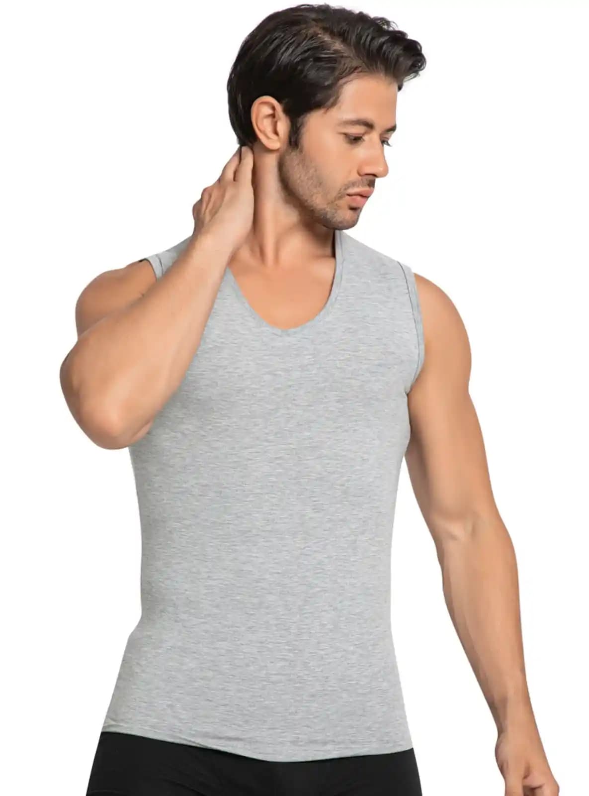 Erkek Body Atletleri: Spor ve Günlük Giyimde Rahatlık ve Şıklığın Buluşması